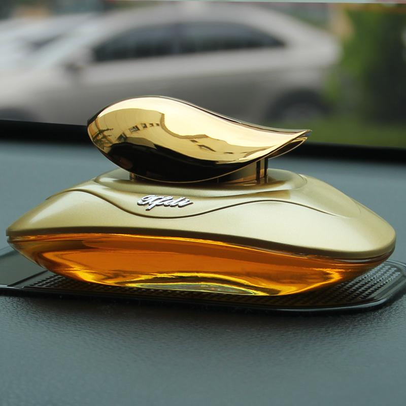 汽车香水摆件车载香水座式汽车用品香水车内饰品摆件古龙香除异味